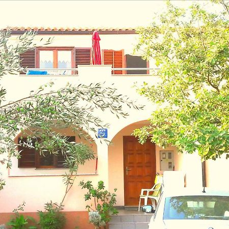 Apartmani Mia Лижнян Екстер'єр фото