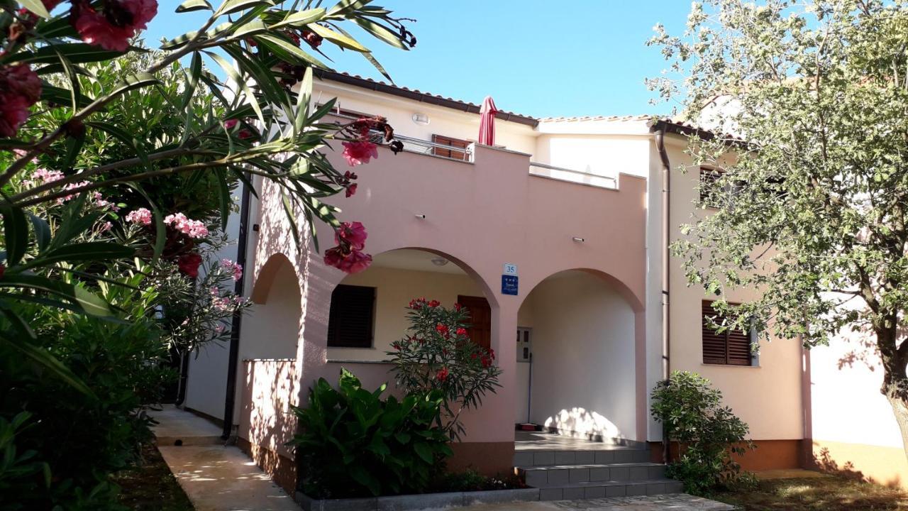 Apartmani Mia Лижнян Екстер'єр фото