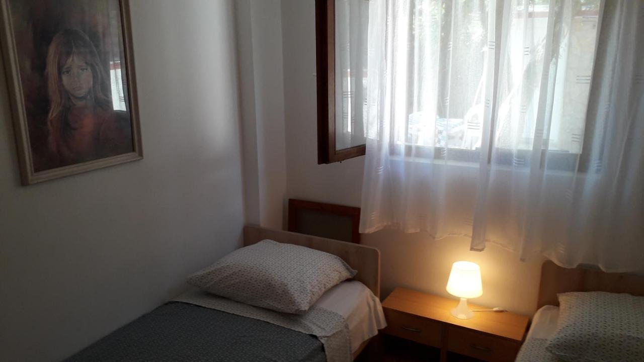 Apartmani Mia Лижнян Екстер'єр фото