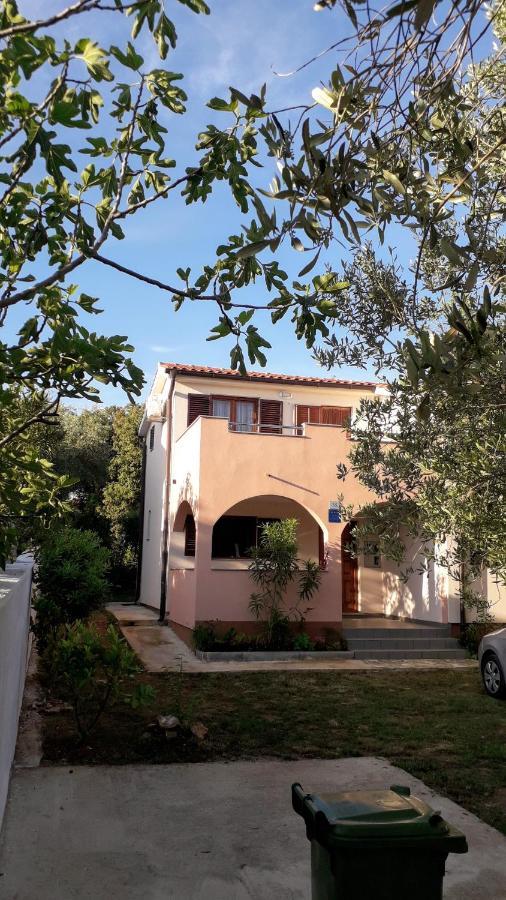 Apartmani Mia Лижнян Екстер'єр фото