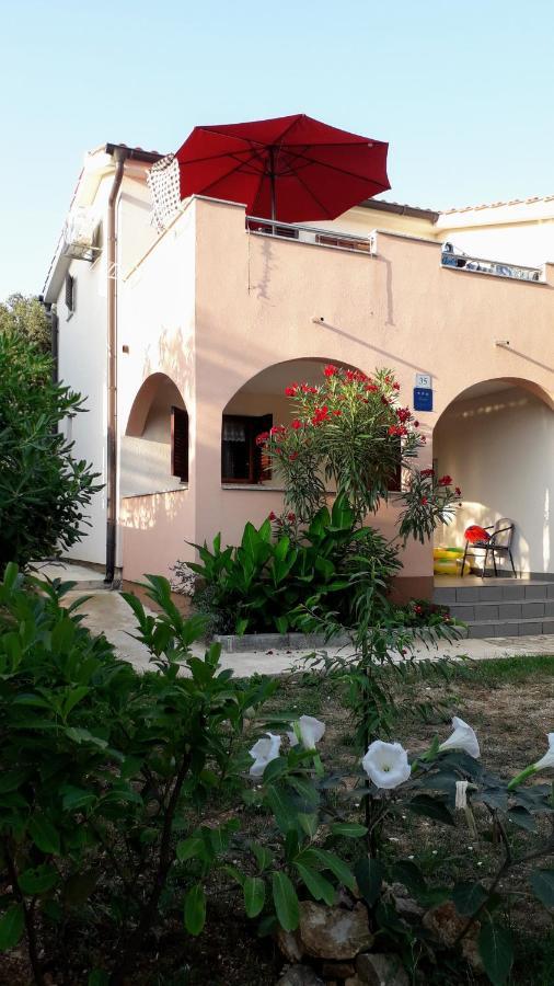 Apartmani Mia Лижнян Екстер'єр фото