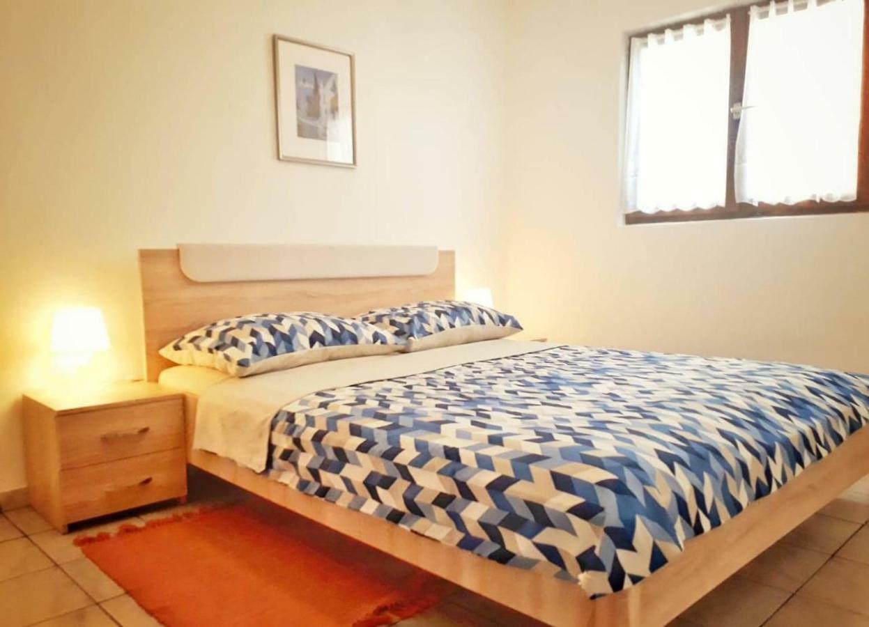Apartmani Mia Лижнян Екстер'єр фото