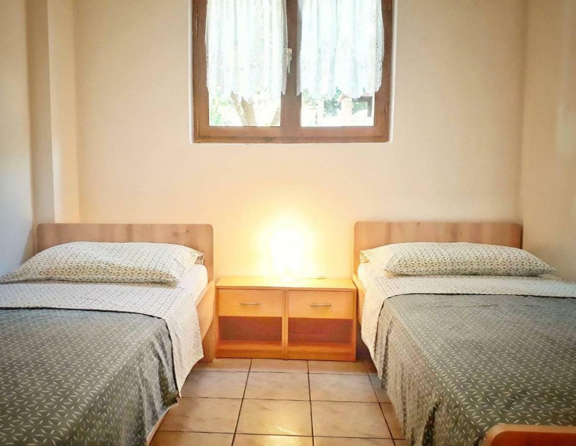 Apartmani Mia Лижнян Екстер'єр фото