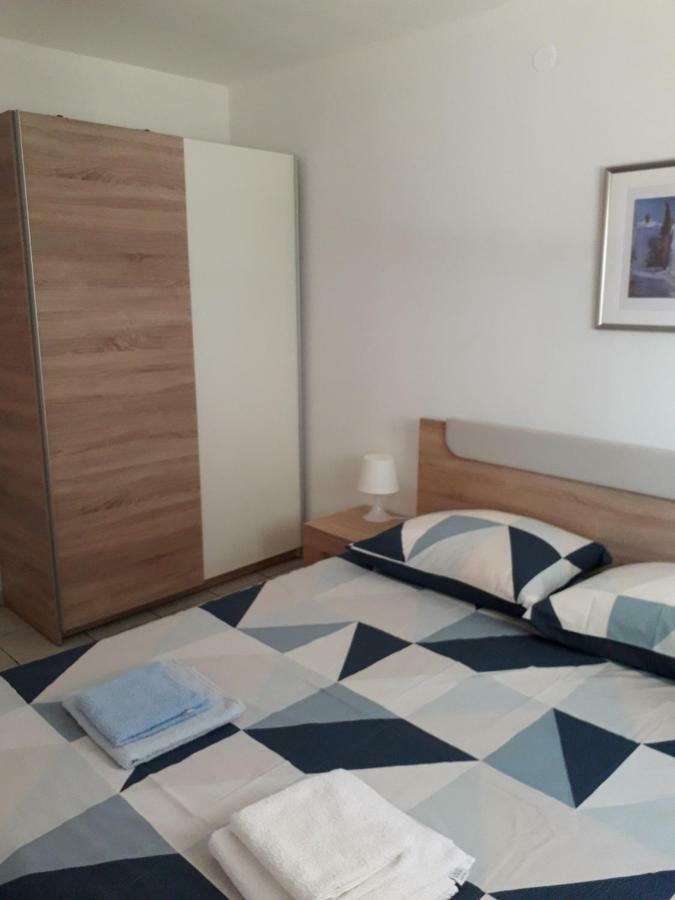 Apartmani Mia Лижнян Екстер'єр фото